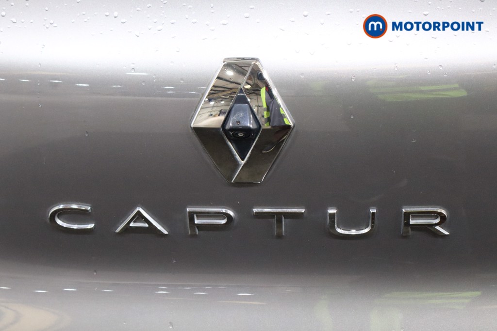 Used Renault Captur 2022 for sale - 76653576: Photo 41