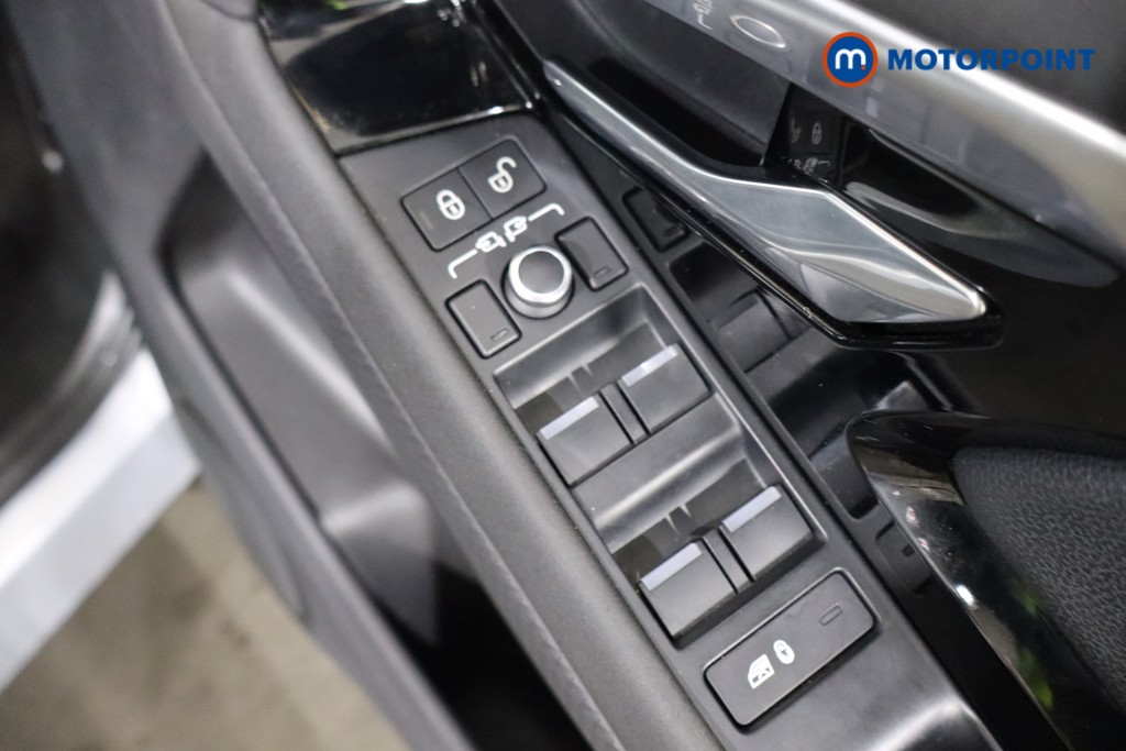 Used Land Rover Range Rover Evoque 2019 for sale - 76557669: Photo 27