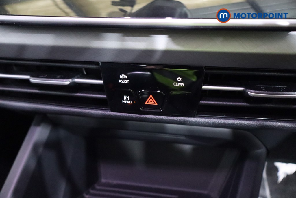Used Volkswagen Golf 2024 for sale - 76162363: Photo 21