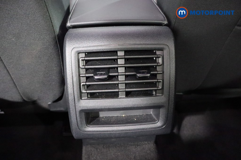 Used Volkswagen Golf 2024 for sale - 76162363: Photo 30