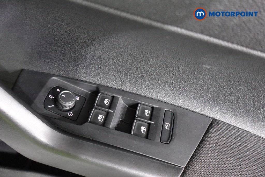 Used Volkswagen Taigo 2024 for sale - 76949244: Photo 21