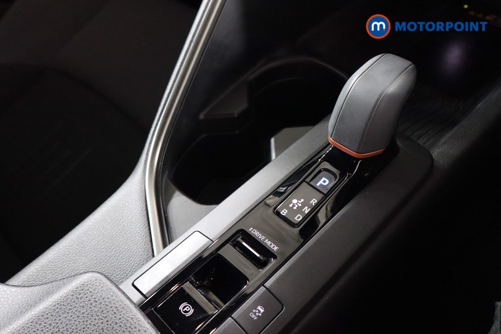 Used Toyota C-HR 2024 for sale - 76242315: Photo 19