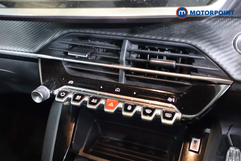 Used Peugeot 2008 2023 for sale - 76581061: Photo 12