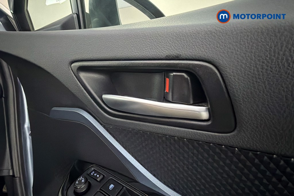 Used Toyota C-HR 2020 for sale - 77918969: Photo 11