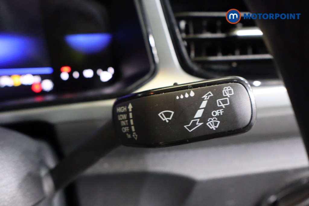 Used Volkswagen T-Roc 2022 for sale - 76222912: Photo 23