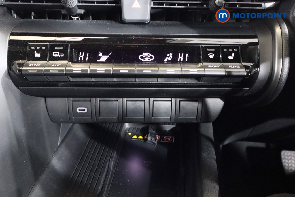 Used Toyota C-HR 2023 for sale - 76697154: Photo 13