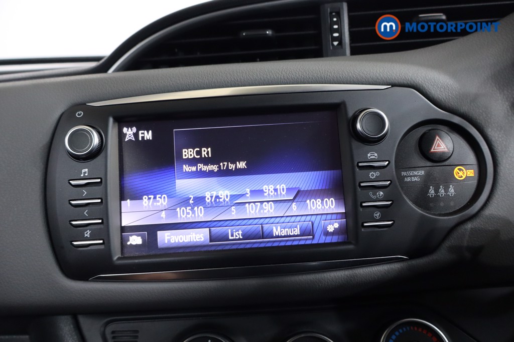 Used Toyota Yaris 2018 for sale - 76862794: Photo 16