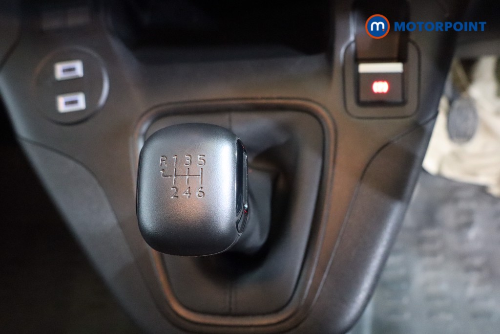 Used Peugeot Partner 2024 for sale - 77012048: Photo 17