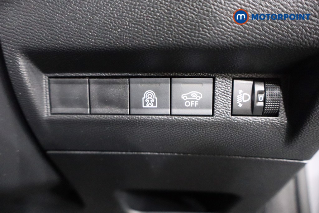 Used Peugeot 208 2024 for sale - 76662059: Photo 14