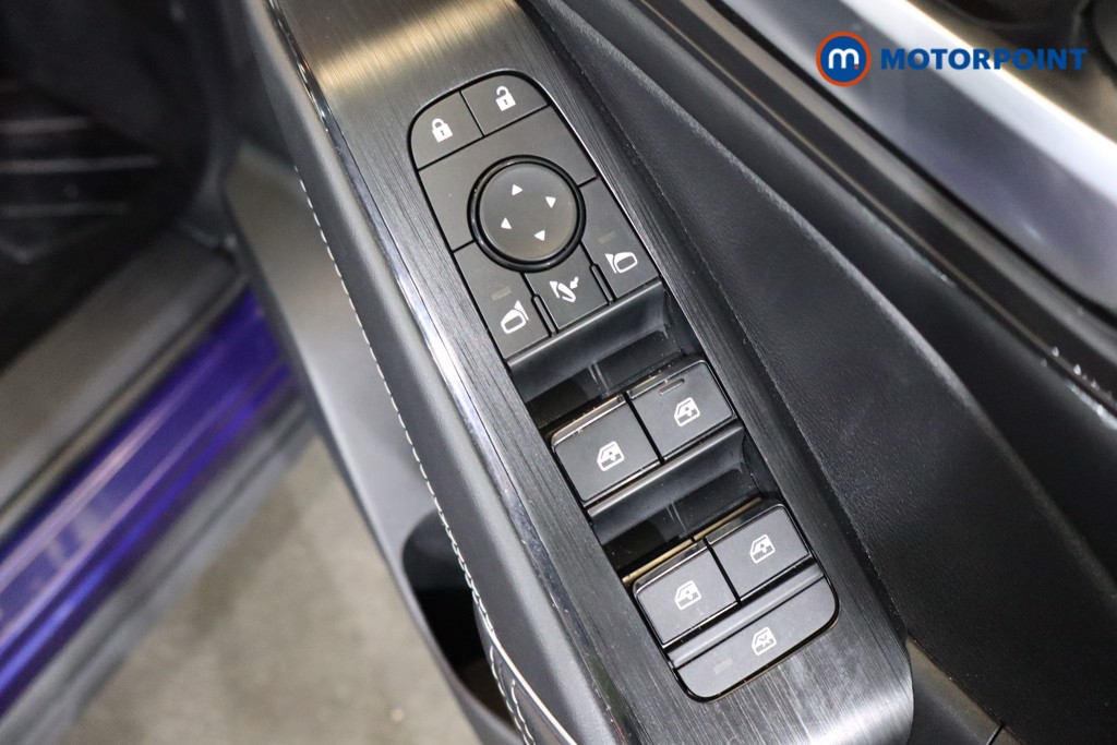 Used Nissan Qashqai for sale - 76554730: Photo 25