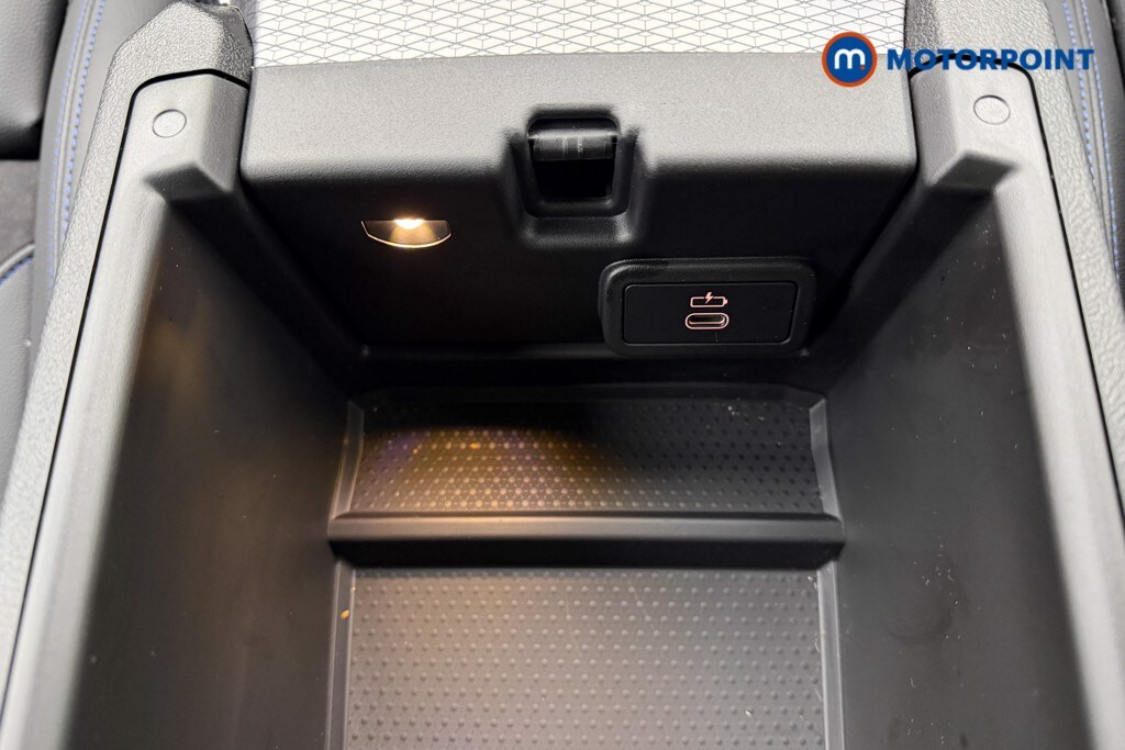 Used BMW 3 Series 2024 for sale - 77674907: Photo 23