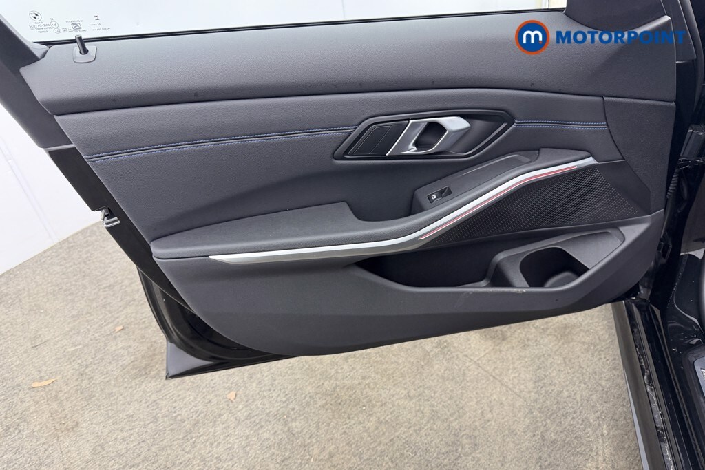 Used BMW 3 Series 2024 for sale - 77674907: Photo 42