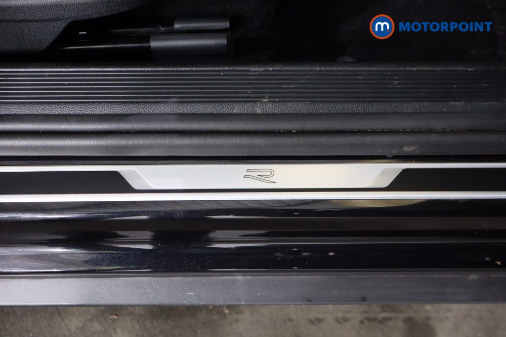 Used Volkswagen T-Roc 2025 for sale - 77340357: Photo 27