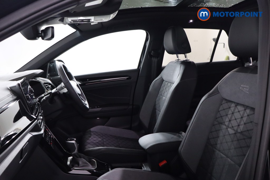 Used Volkswagen T-Roc 2025 for sale - 77340357: Photo 28