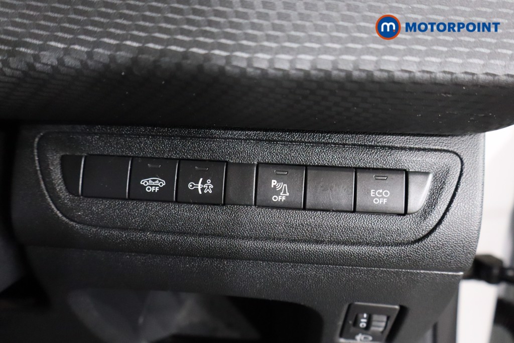 Used Peugeot 2008 2018 for sale - 77077609: Photo 20