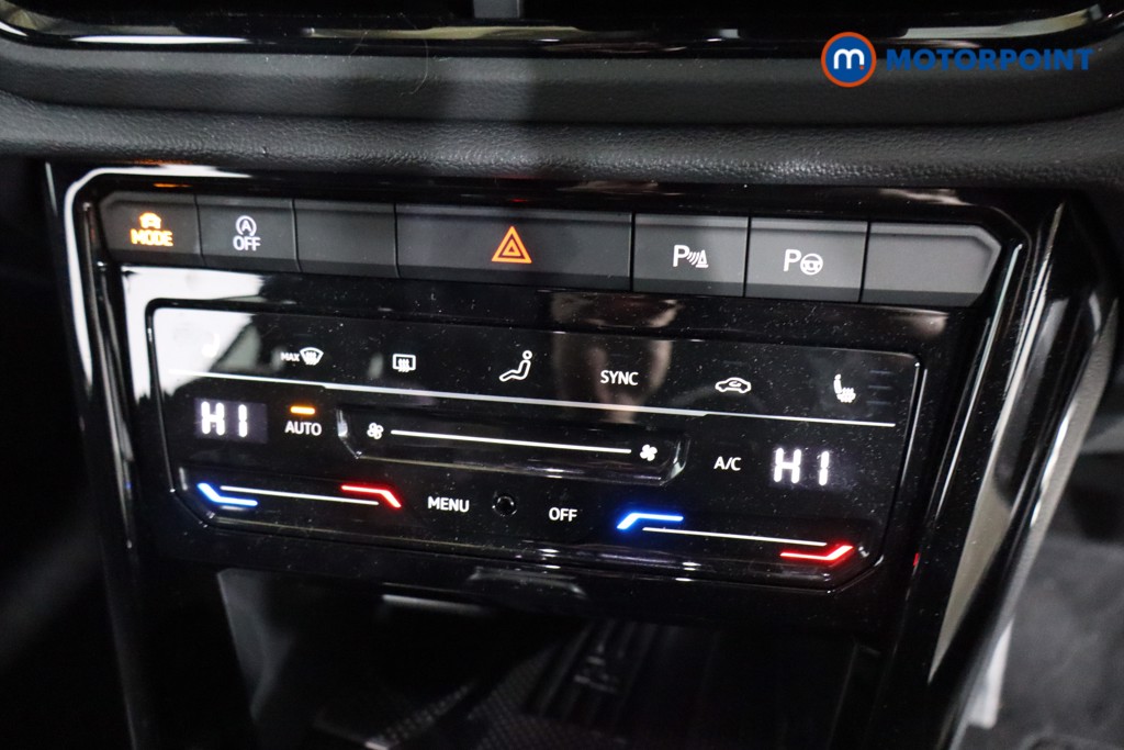 Used Volkswagen T-Roc for sale - 77318564: Photo 19