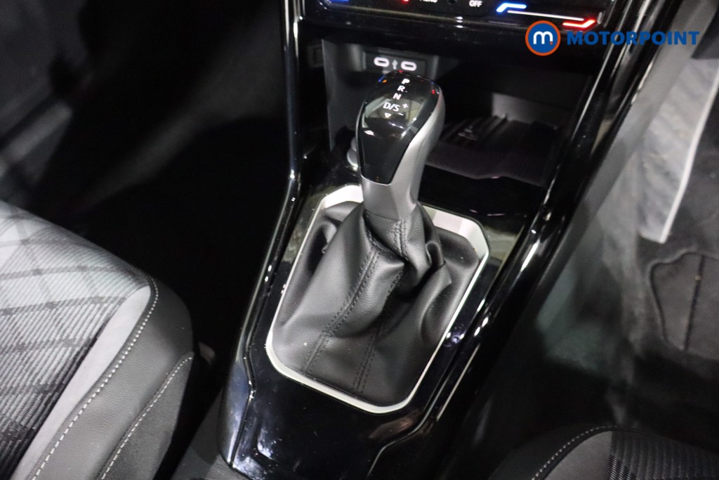 Used Volkswagen T-Roc for sale - 77318564: Photo 20