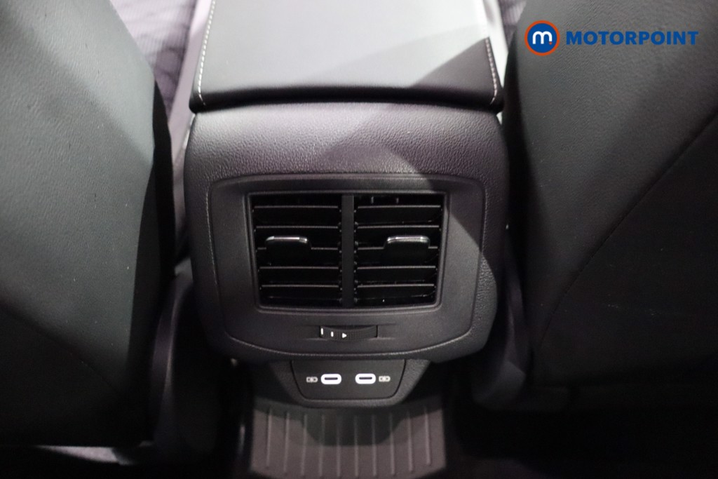 Used Volkswagen T-Roc for sale - 77318564: Photo 30