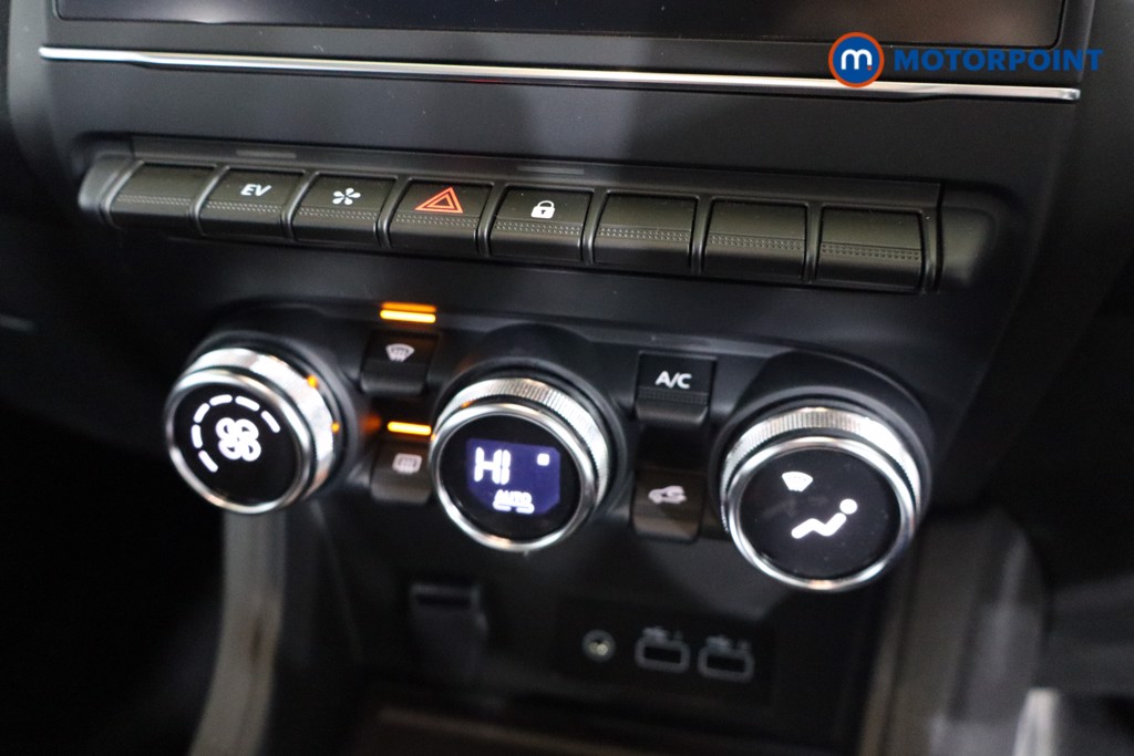 Used Renault Captur 2024 for sale - 77533466: Photo 21