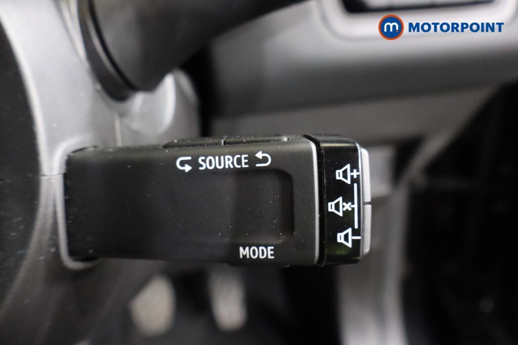 Used Renault Captur 2022 for sale - 76184755: Photo 25