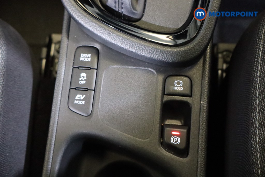 Used Toyota Yaris Cross 2025 for sale - 76333078: Photo 21