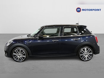Used MINI Hatch 2021 for sale - 75692596: Photo