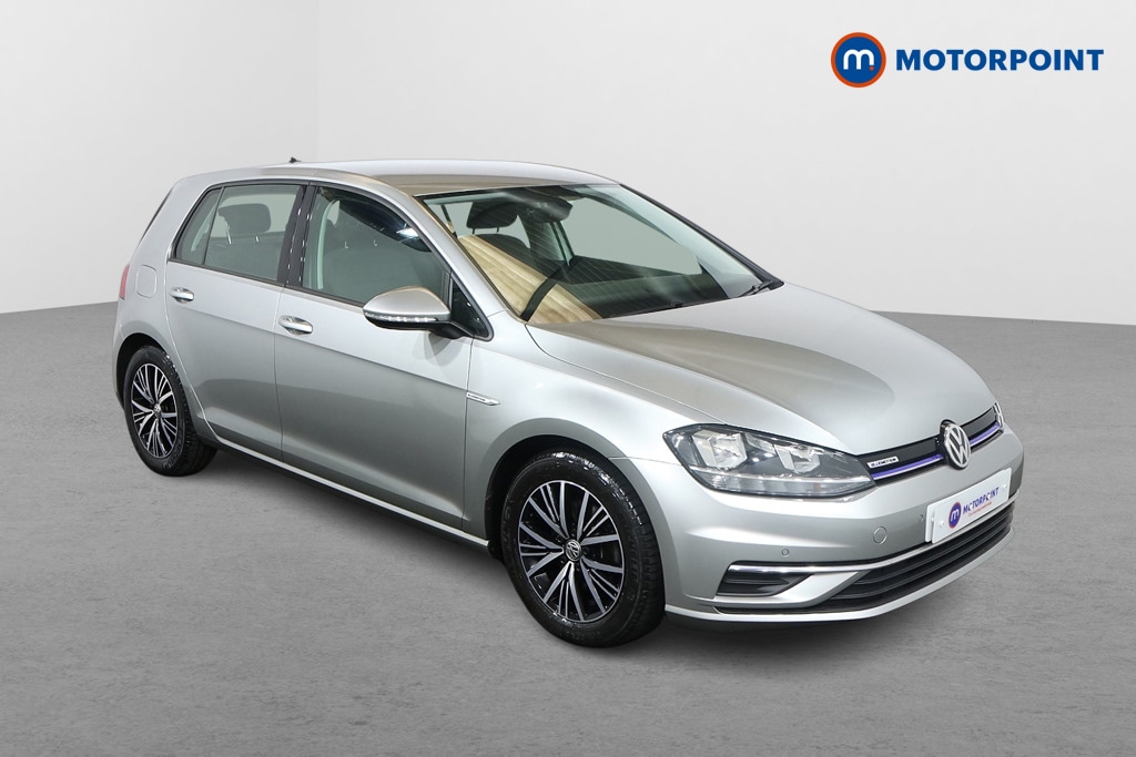 Used Volkswagen Golf 2018 for sale - 76351447: Photo 1