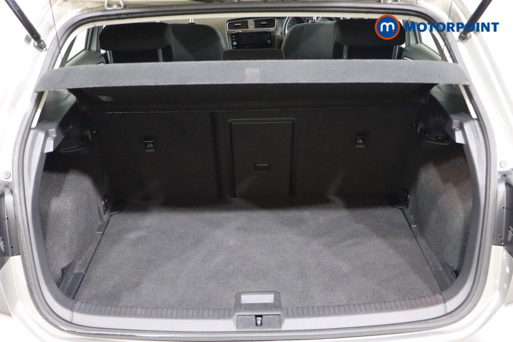 Used Volkswagen Golf 2018 for sale - 76351447: Photo 23