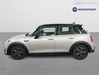 Used MINI Hatch 2024 for sale - 76023322: Photo
