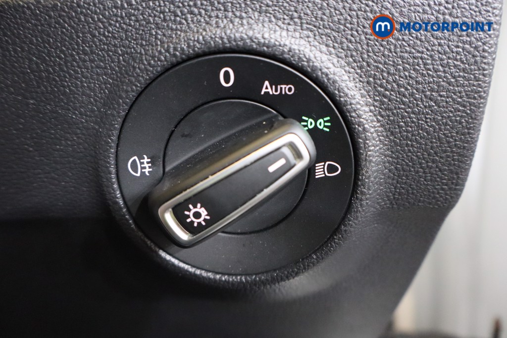 Used Volkswagen T-Roc 2019 for sale - 76515745: Photo 25