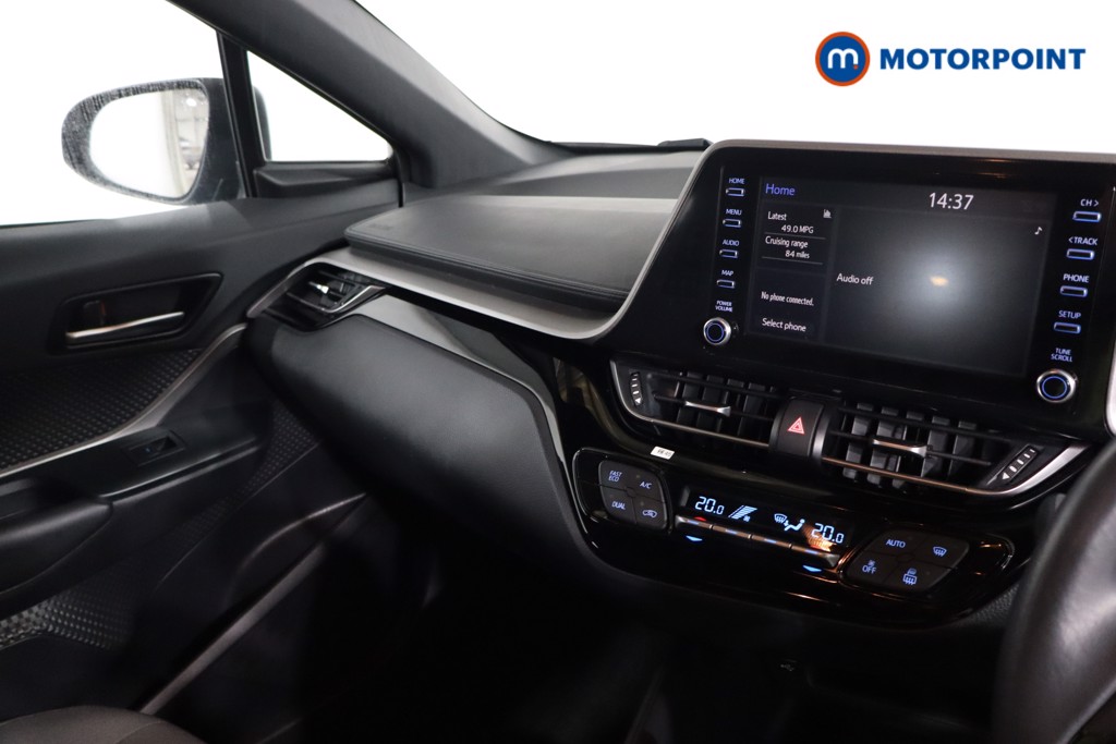 Used Toyota C-HR 2023 for sale - 76949312: Photo 11