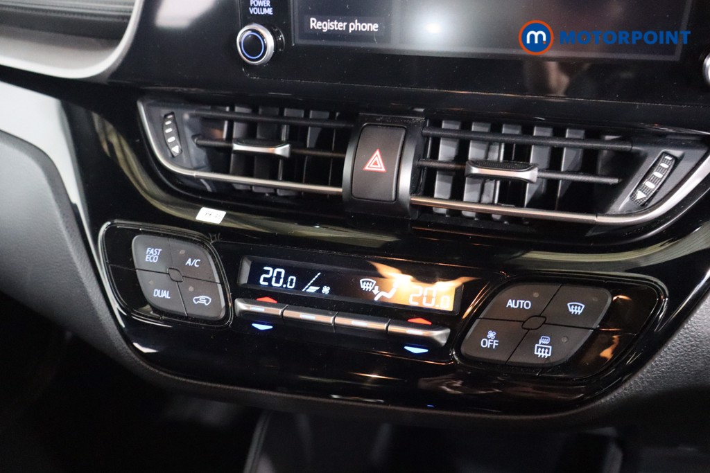 Used Toyota C-HR 2023 for sale - 76949312: Photo 17