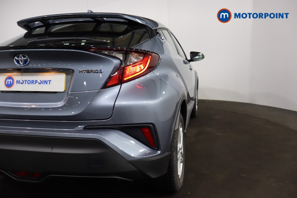 Used Toyota C-HR 2023 for sale - 76949312: Photo 36