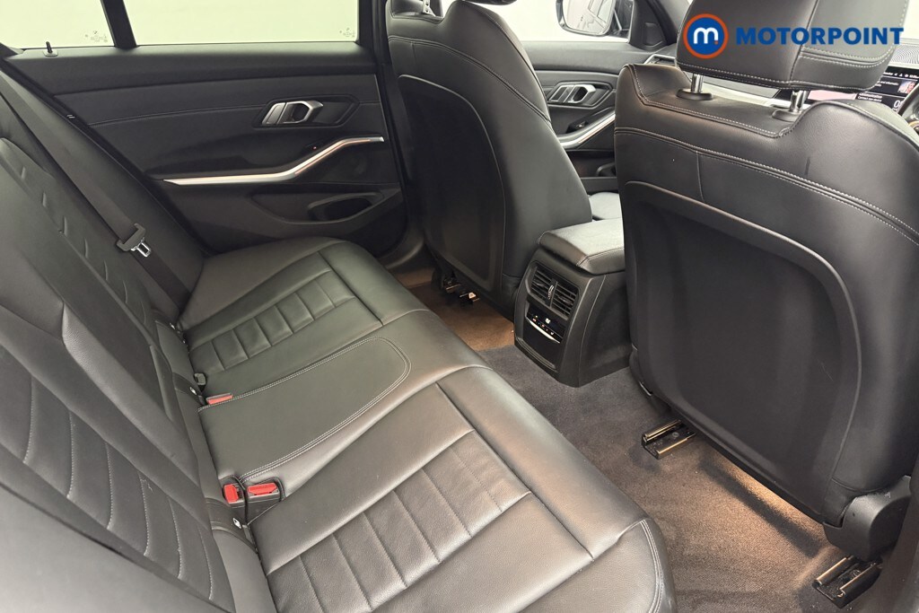 Used BMW 3 Series 2019 for sale - 76303045: Photo 32