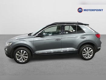 Used Volkswagen T-Roc 2019 for sale - 77011336: Photo