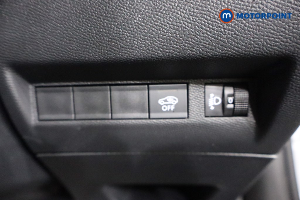 Used Peugeot 2008 2025 for sale - 76581112: Photo 18