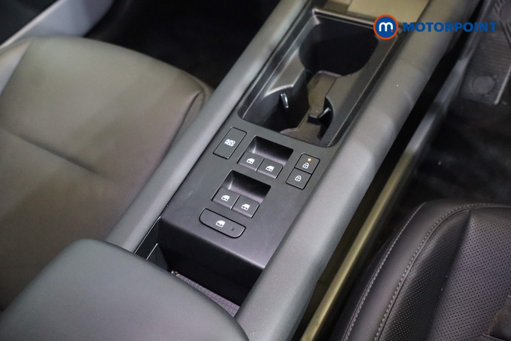 Used Hyundai IONIQ 6 2025 for sale - 76428735: Photo 24