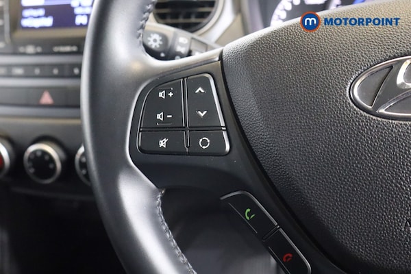 Used Hyundai i10 2019 for sale - 76056312: Photo 11