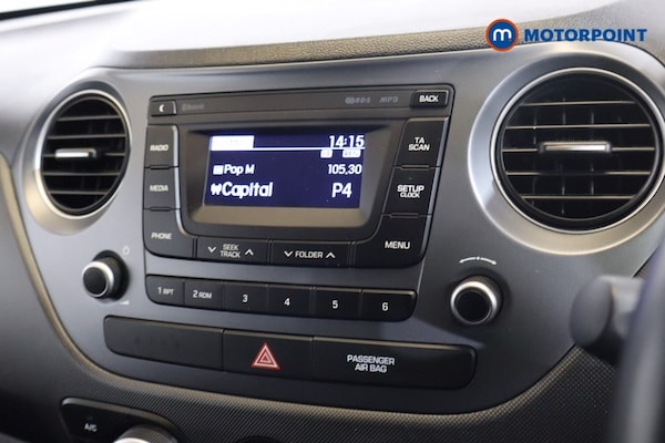 Used Hyundai i10 2019 for sale - 76056312: Photo 15