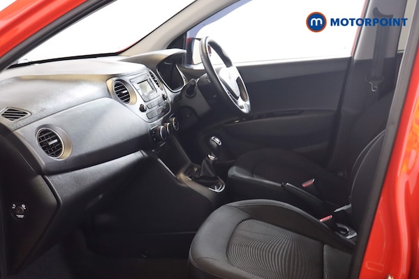 Used Hyundai i10 2019 for sale - 76056312: Photo 18