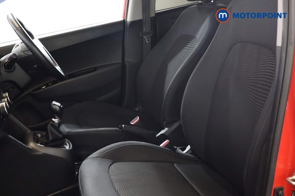Used Hyundai i10 2019 for sale - 76056312: Photo 19