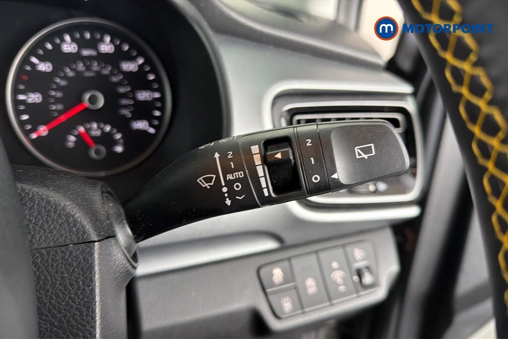 Used Kia Stonic 2023 for sale - 78153318: Photo 15