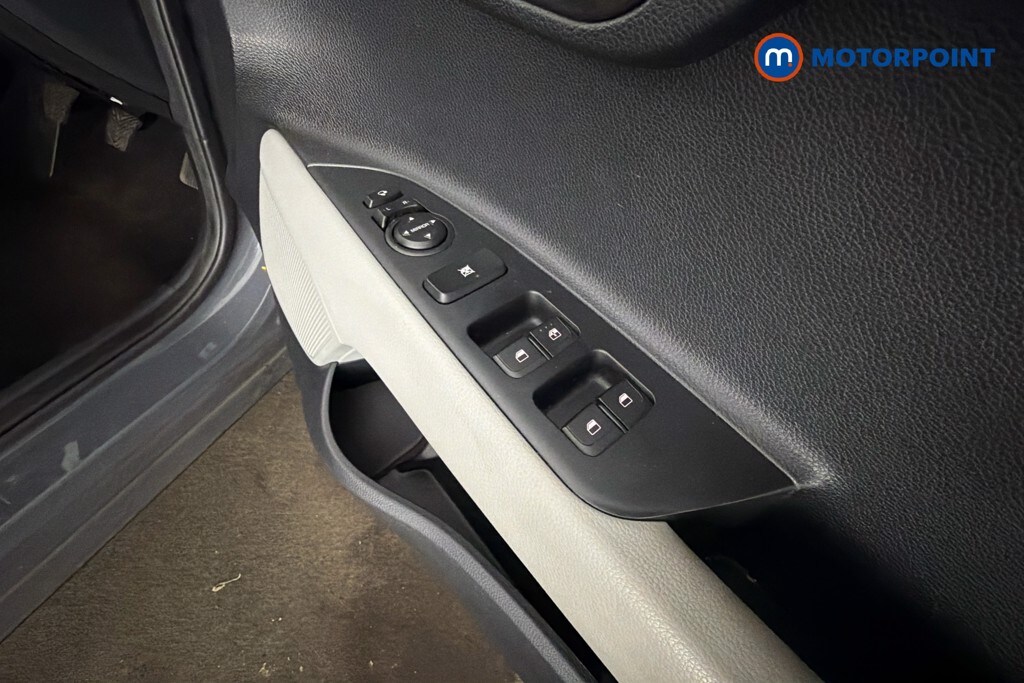 Used Kia Stonic 2023 for sale - 78153318: Photo 25