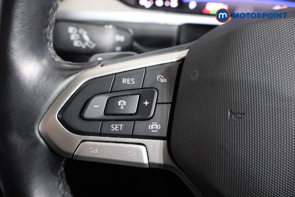 Used Volkswagen T-Roc 2022 for sale - 77088311: Photo 10