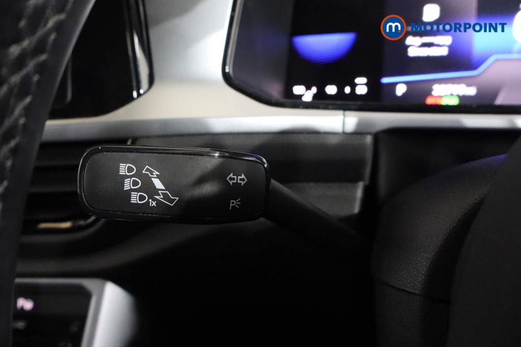 Used Volkswagen T-Roc 2022 for sale - 77088311: Photo 12