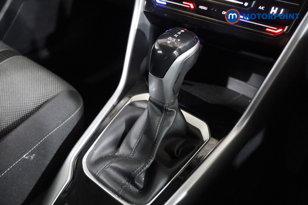 Used Volkswagen T-Roc 2022 for sale - 77088311: Photo 19