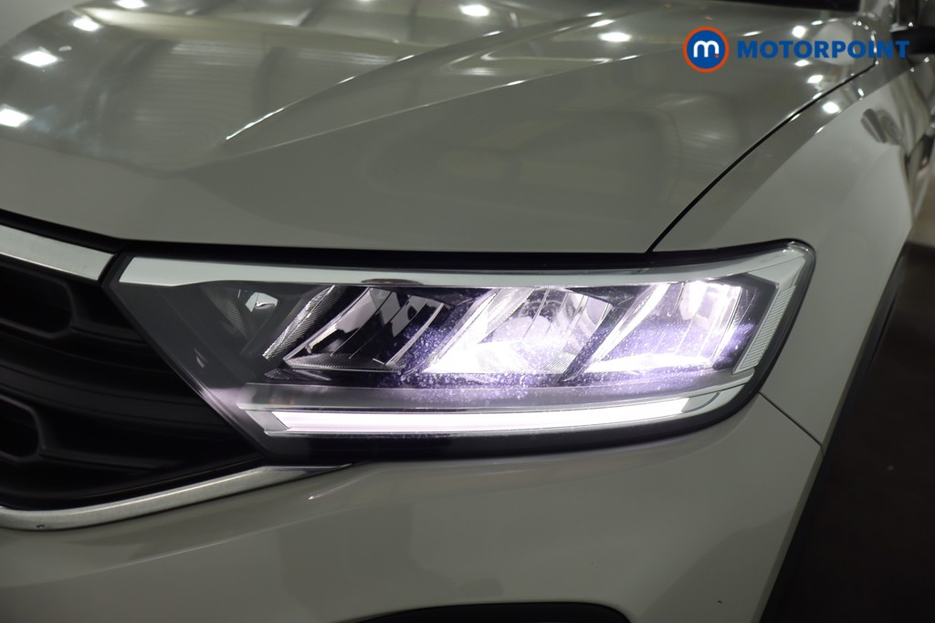 Used Volkswagen T-Roc 2022 for sale - 77088311: Photo 35