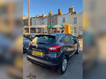 Used Renault Captur 2013 for sale - 77073838: Photo