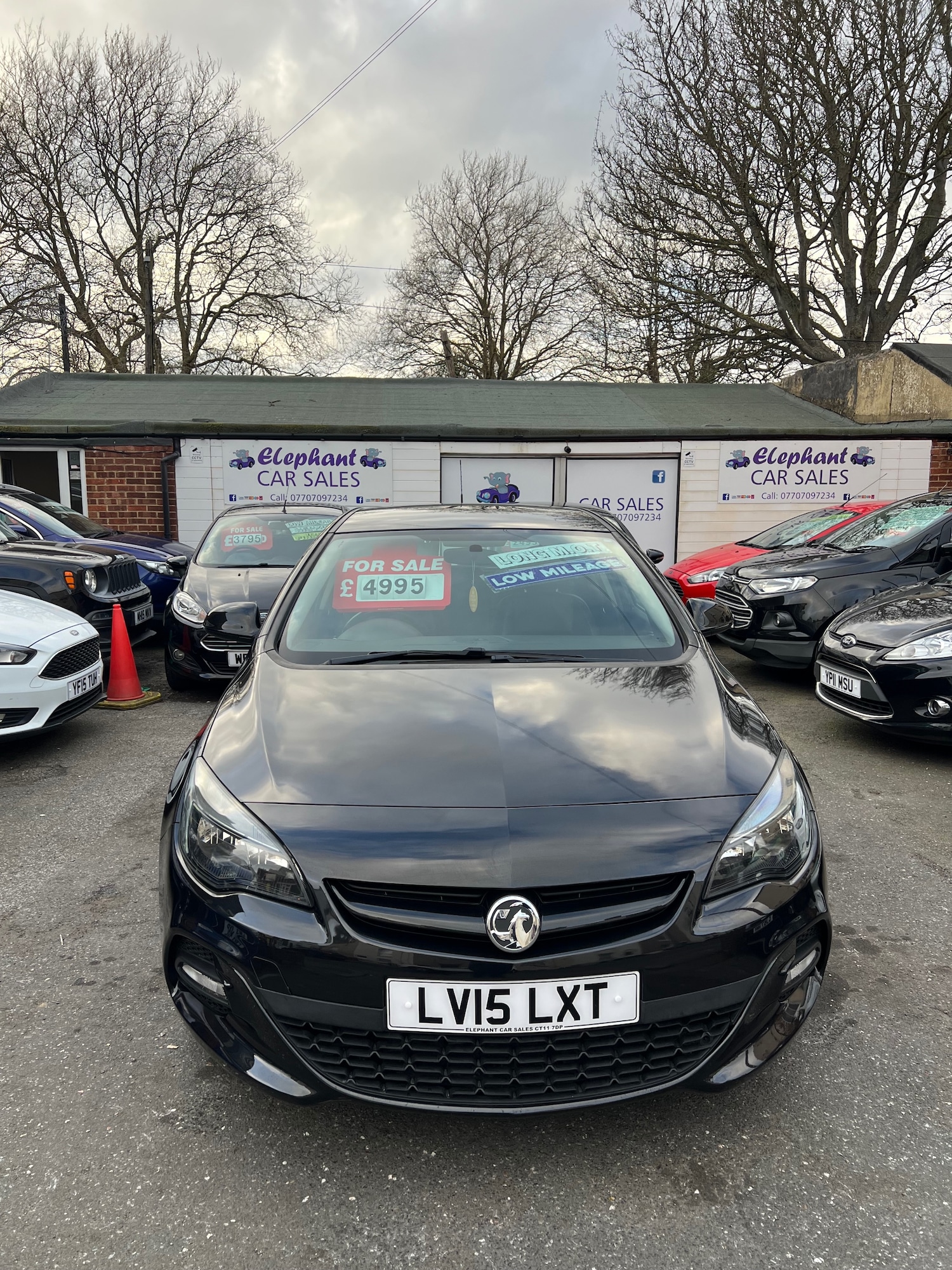Used Vauxhall Astra 2015 for sale - 78018111: Photo 2