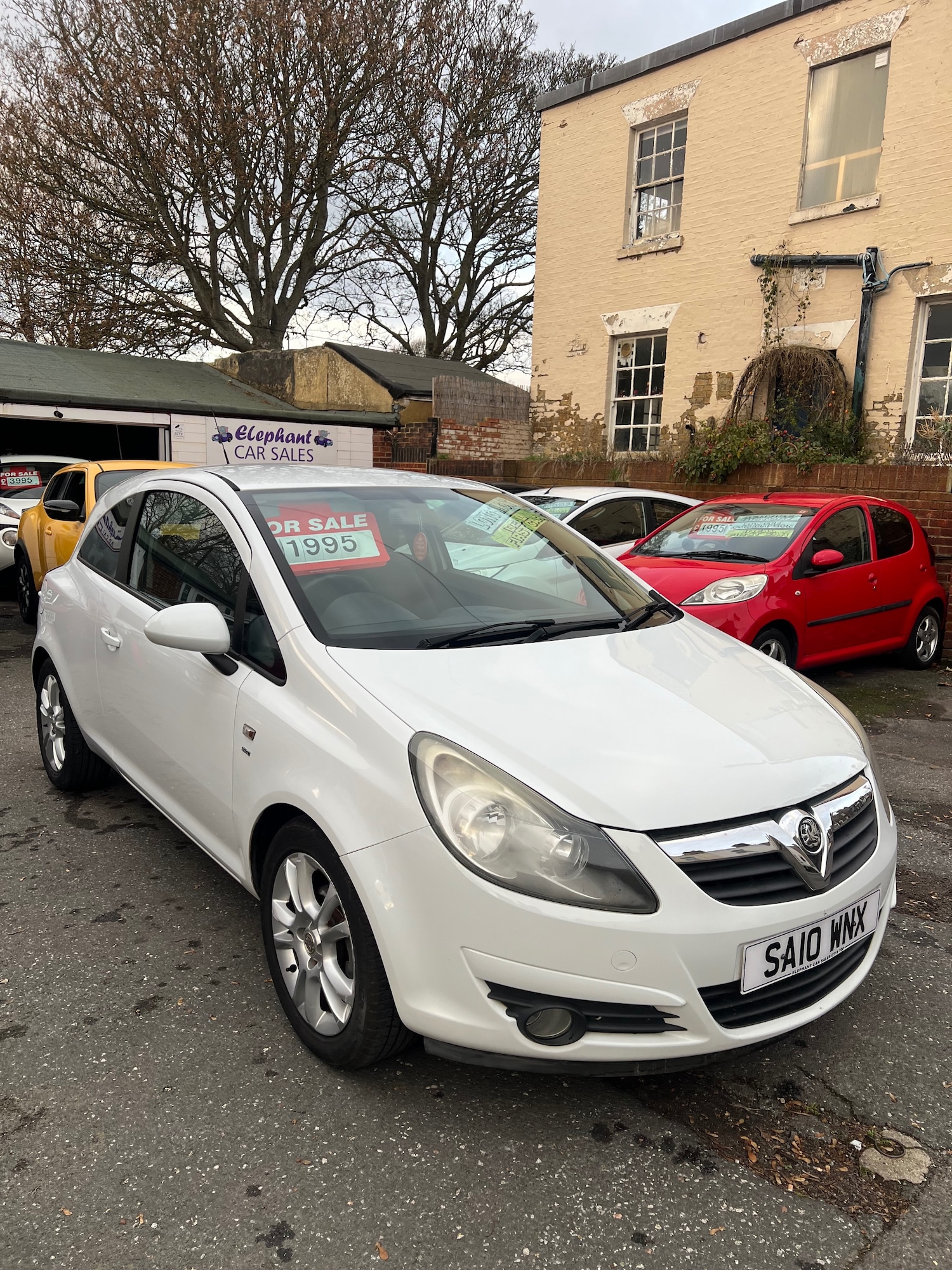 Used Vauxhall Corsa 2010 for sale - 76472081: Photo 3